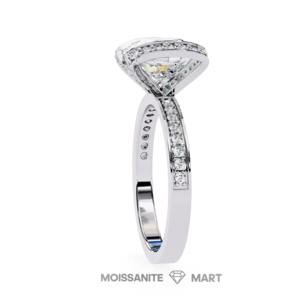 Luxury Vip Moissanite Diamond Ring in 925 Silver (2)