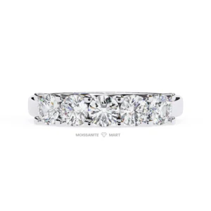 Romantic Moissanite Band Ring