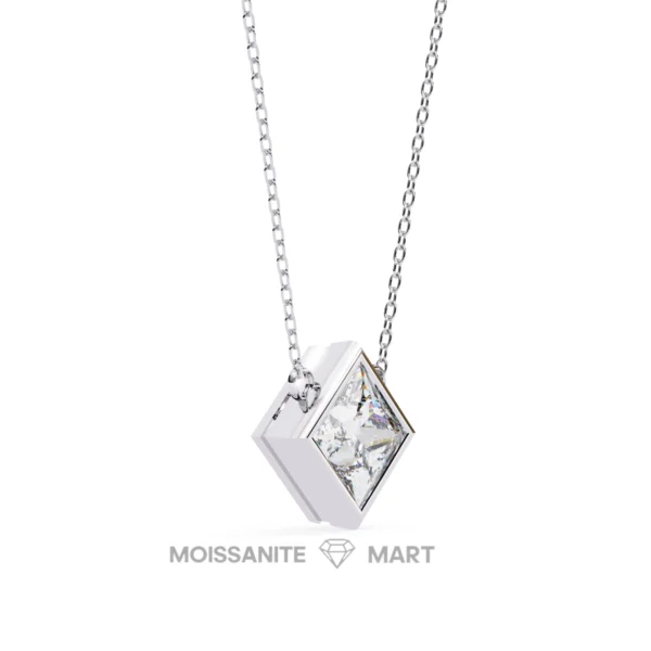 Moissanite Diamond Pendant Necklace for women in 925 silver (14)