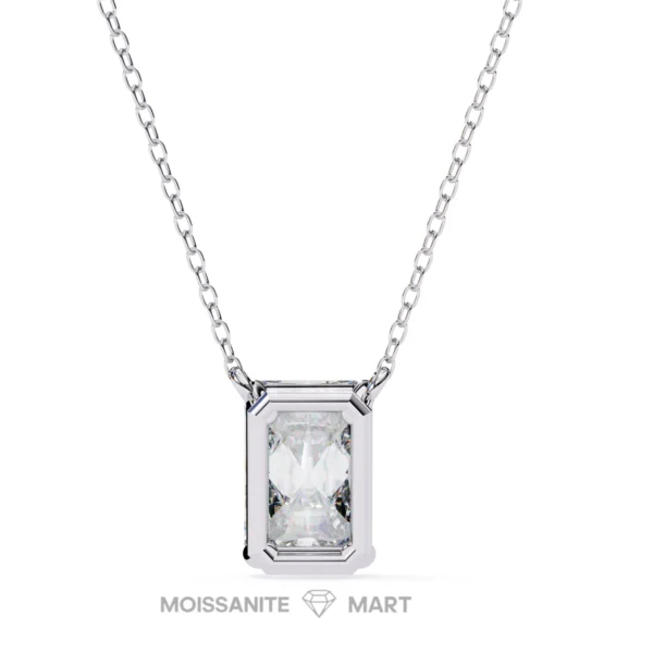 Moissanite Diamond Pendant Necklace for women in 925 silver (22)