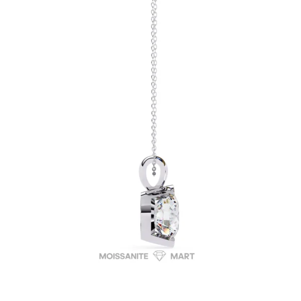 Moissanite Diamond Pendant Necklace for women in 925 silver (5)