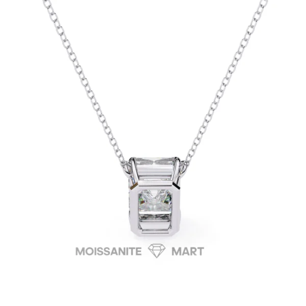 Moissanite-Diamond-Pendant-Necklace-for-women-in-925-silver-11-2.webp
