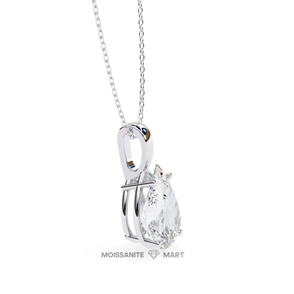 Moissanite-Diamond-Pendant-Necklace-for-women-in-925-silver-7-1.webp