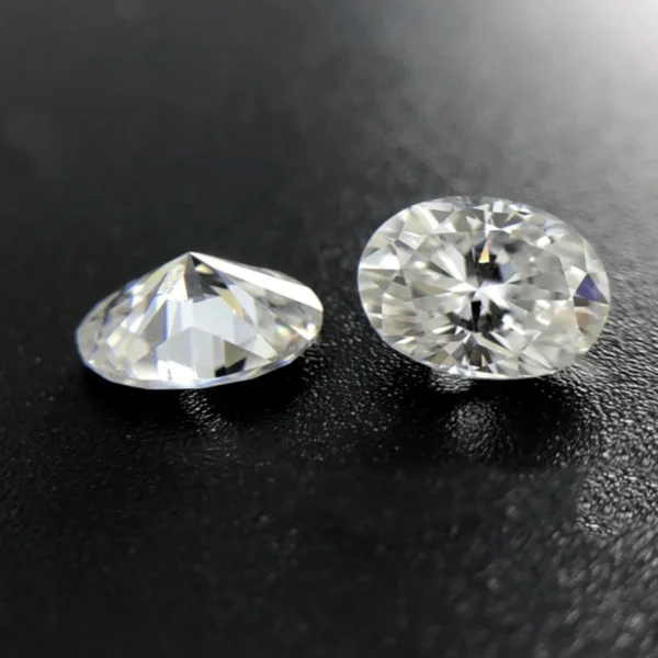 Oval-Shape-Moissanite-Stone-Loose-GRA-Certified-4.webp