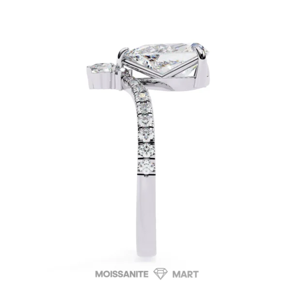 Pear-Shape-Moissanite-Diamond-Ring-Crown-2.webp